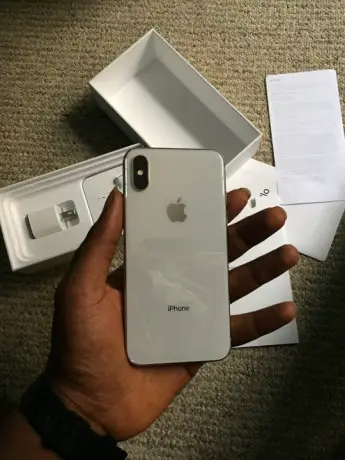 iphone-x-available-big-2