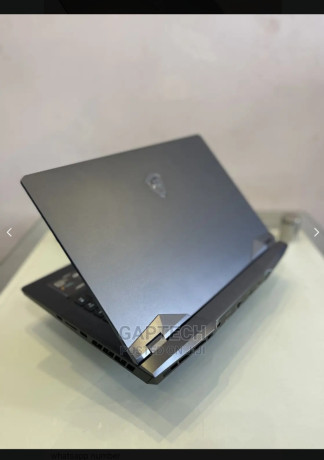 laptop-msi-ge66-raider-32gb-intel-core-i7-ssd-1t-big-0