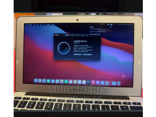New Laptop Apple MacBook 2014 4GB Intel Core I5 SSHD (Hybrid) 128GB