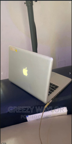 laptop-apple-macbook-2010-8gb-intel-core-i5-hdd-500gb-big-1