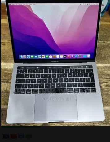 laptop-apple-macbook-pro-2019-16gb-intel-core-i5-ssd-256gb-big-0